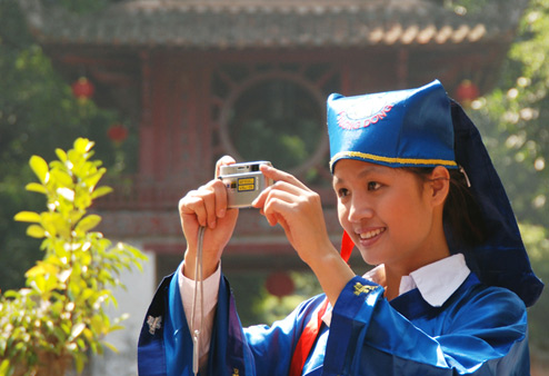 http://www.vnexpress.net/Files/Subject/3B/A2/1C/E0/cntl.jpg