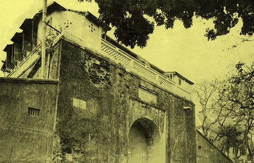 http://www.vnexpress.net/Files/Subject/3B/A2/0C/58/cua-bac-c.jpg