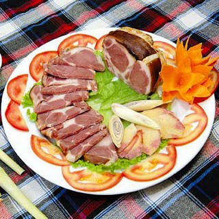 Description: http://4.bp.blogspot.com/-JP1WRUIvqzk/TgA2KAUcJYI/AAAAAAAAA58/HOYuyX-KAFY/s320/thiichio.jpg